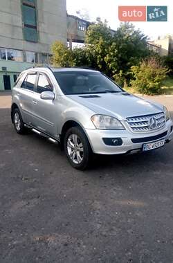 Внедорожник / Кроссовер Mercedes-Benz M-Class 2007 в Нововолынске