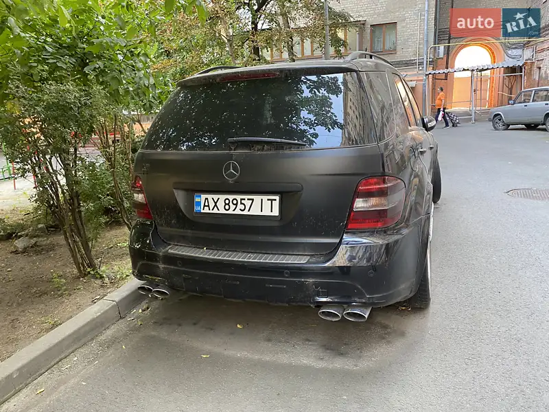 Позашляховик / Кросовер Mercedes-Benz M-Class 2007 в 