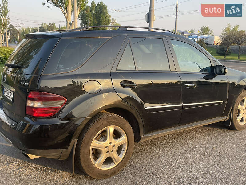 Внедорожник / Кроссовер Mercedes-Benz M-Class 2008 в Днепре
