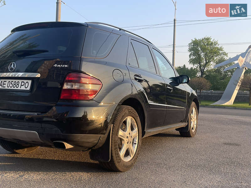 Внедорожник / Кроссовер Mercedes-Benz M-Class 2008 в Днепре