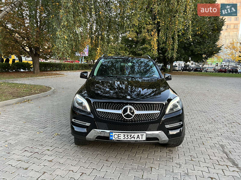 Позашляховик / Кросовер Mercedes-Benz M-Class 2015 в 