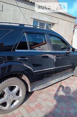 Внедорожник / Кроссовер Mercedes-Benz M-Class 2007 в 
