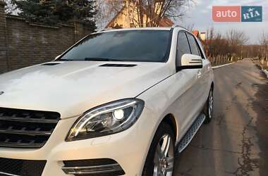 Внедорожник / Кроссовер Mercedes-Benz M-Class 2015 в Луцке