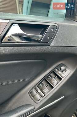 Внедорожник / Кроссовер Mercedes-Benz M-Class 2011 в 