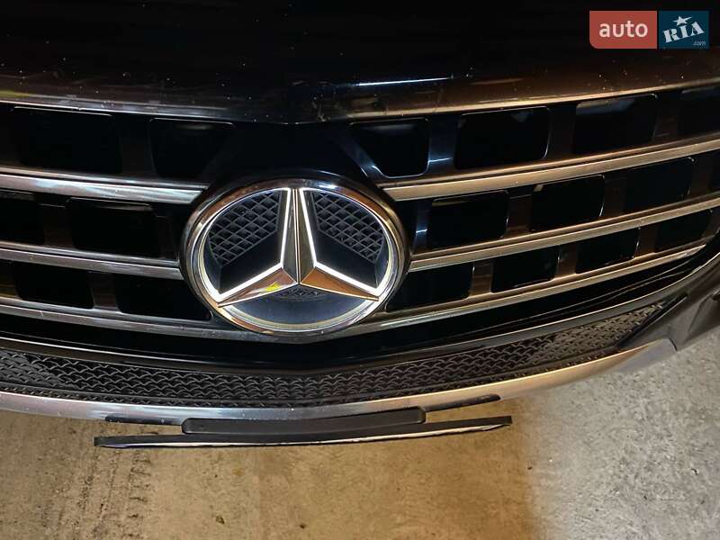 Внедорожник / Кроссовер Mercedes-Benz M-Class 2012 в Нежине
