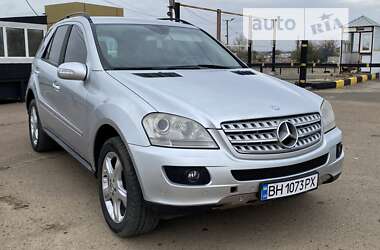 Позашляховик / Кросовер Mercedes-Benz M-Class 2005 в Одесі