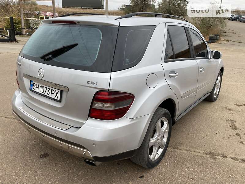 Внедорожник / Кроссовер Mercedes-Benz M-Class 2005 в Одессе фото 16 Внедорожник / Кроссовер Mercedes-Benz M-Class 2005 в Одессе
