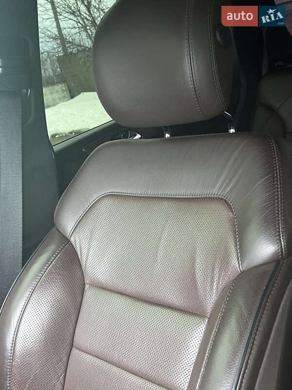 Внедорожник / Кроссовер Mercedes-Benz M-Class 2013 в Черкассах