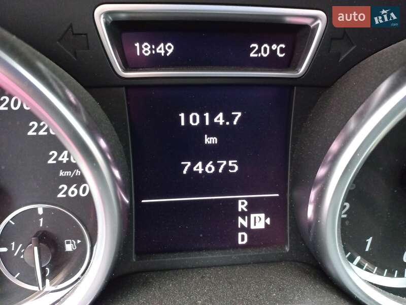 Внедорожник / Кроссовер Mercedes-Benz M-Class 2012 в Киеве