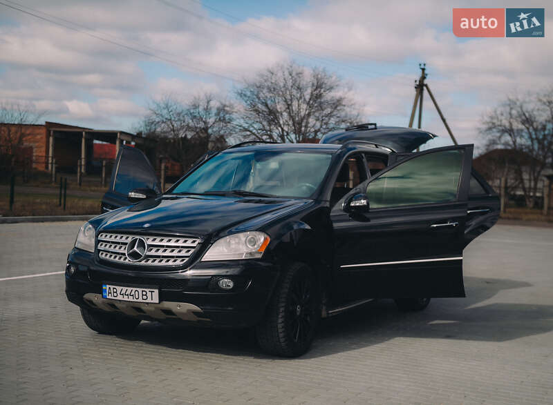 Внедорожник / Кроссовер Mercedes-Benz M-Class 2008 в Тростянце