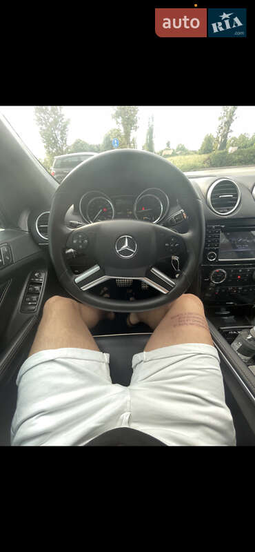 Внедорожник / Кроссовер Mercedes-Benz M-Class 2011 в Бродах