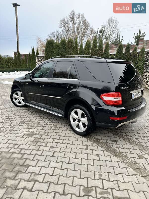 Внедорожник / Кроссовер Mercedes-Benz M-Class 2011 в Тернополе