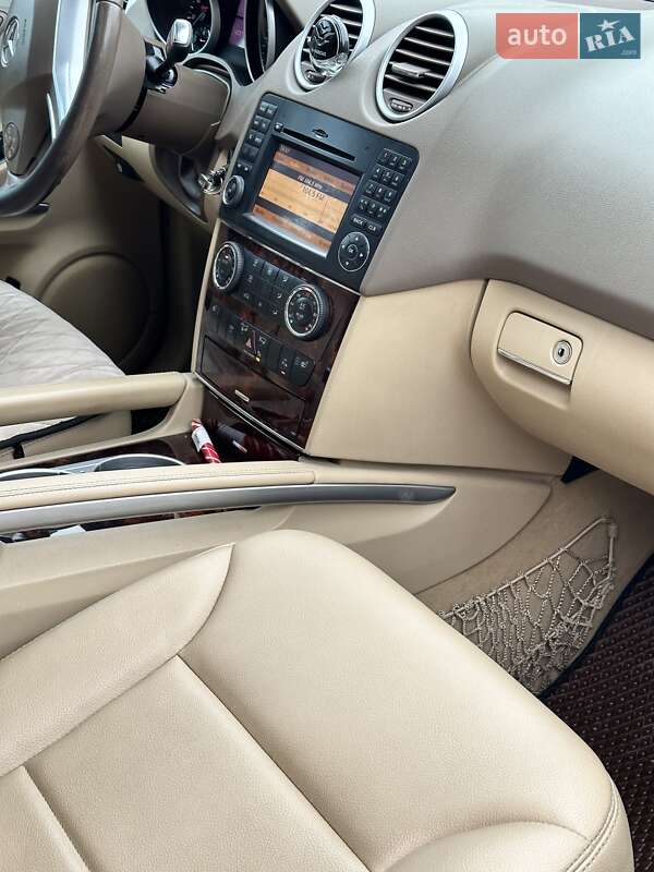 Внедорожник / Кроссовер Mercedes-Benz M-Class 2011 в Тернополе