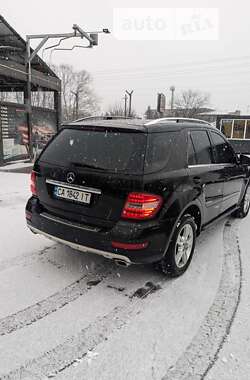 Внедорожник / Кроссовер Mercedes-Benz M-Class 2011 в Умани