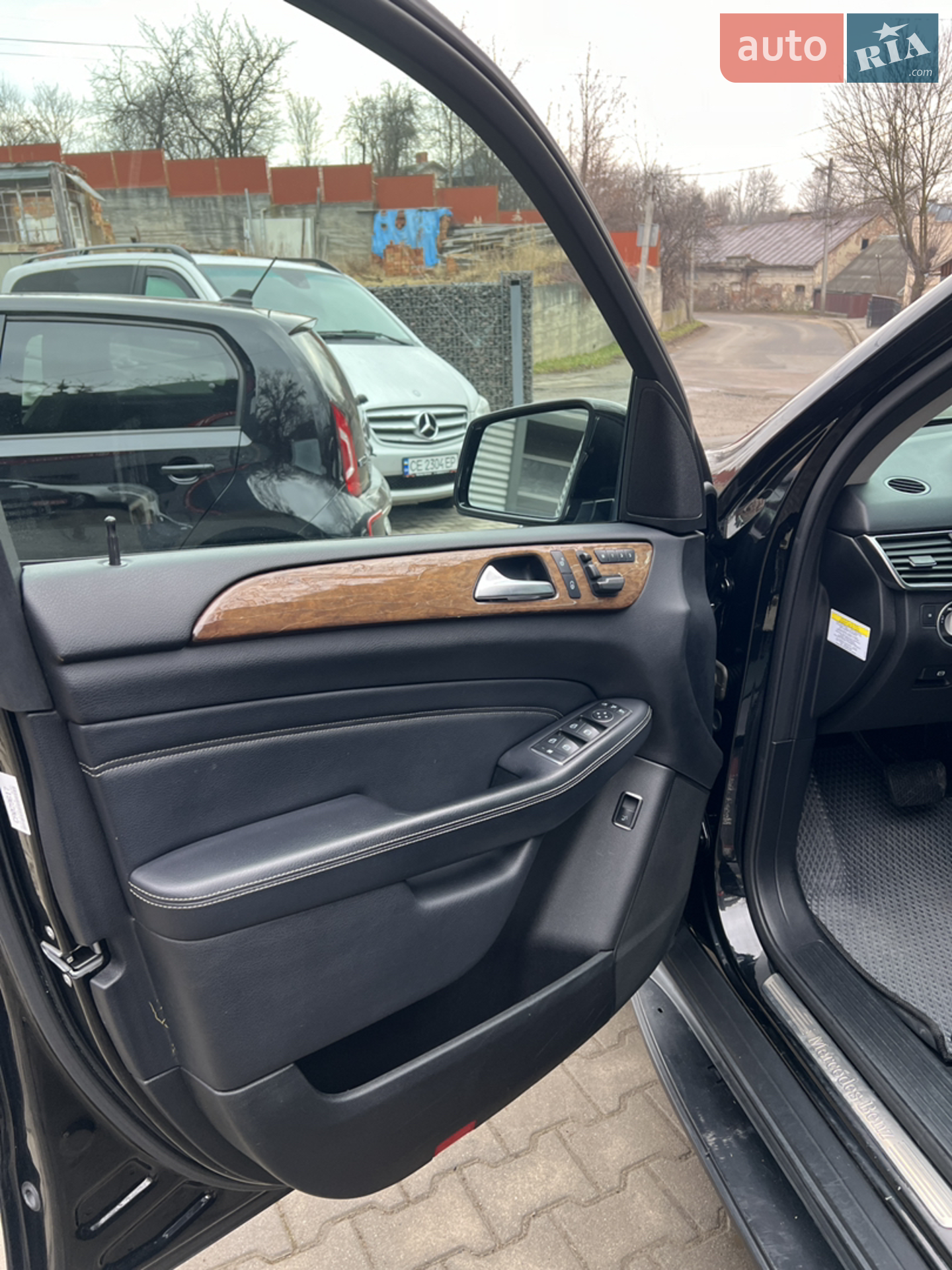 2011 Mercedes-Benz M-klasse - мініатюра 21