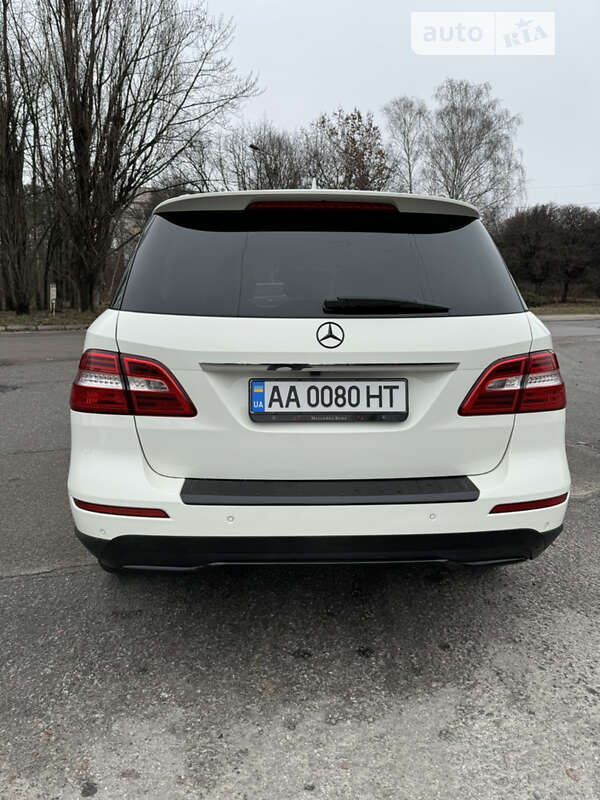 Внедорожник / Кроссовер Mercedes-Benz M-Class 2012 в Броварах