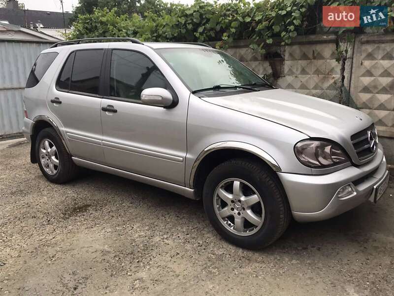 Mercedes-Benz M-Class 2002