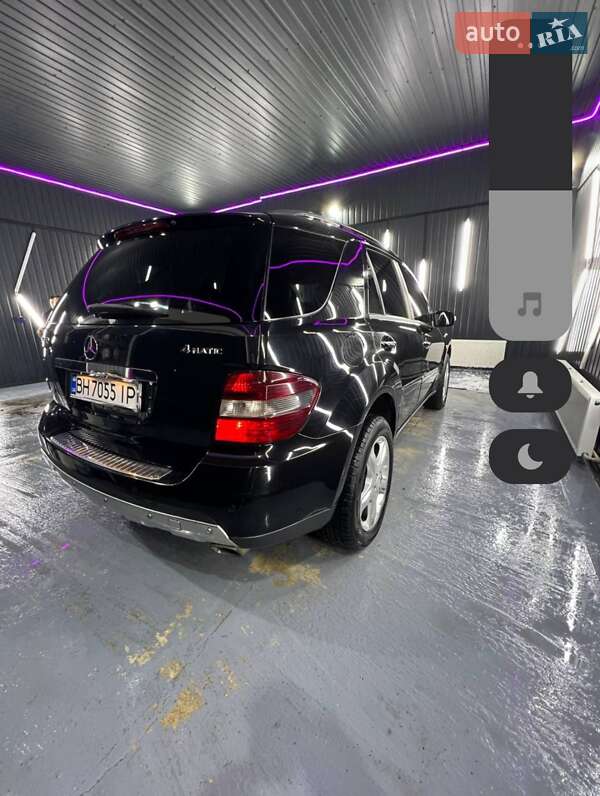 Внедорожник / Кроссовер Mercedes-Benz M-Class 2005 в Одессе