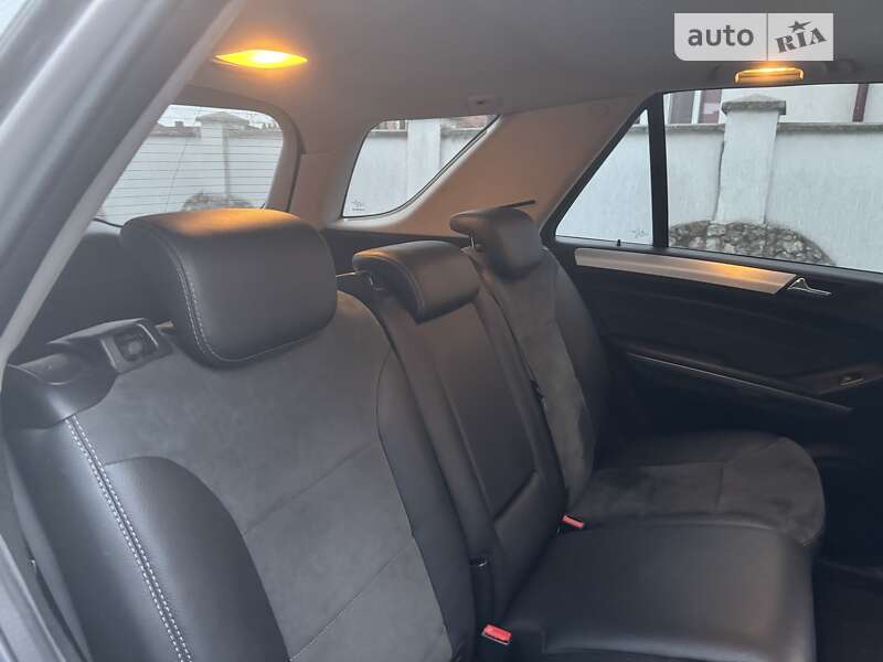 Внедорожник / Кроссовер Mercedes-Benz M-Class 2010 в Мукачево