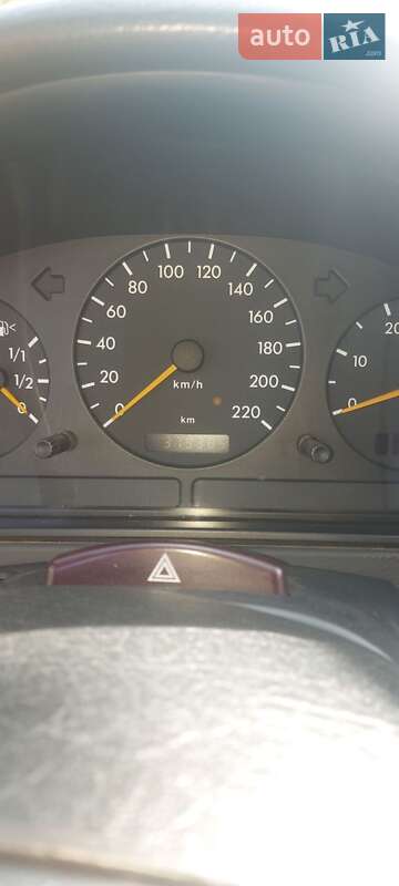 Внедорожник / Кроссовер Mercedes-Benz M-Class 2000 в Болграде