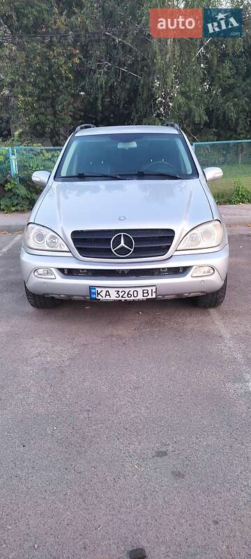 Внедорожник / Кроссовер Mercedes-Benz M-Class 2004 в Киеве