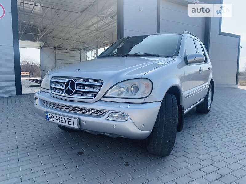 Внедорожник / Кроссовер Mercedes-Benz M-Class 2004 в Ильинцах