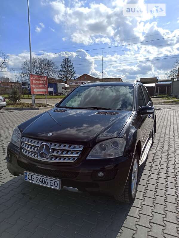 Позашляховик / Кросовер Mercedes-Benz M-Class 2006 в Чернівцях