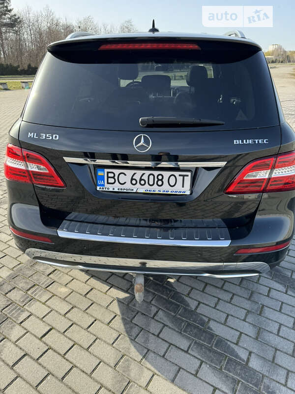 Внедорожник / Кроссовер Mercedes-Benz M-Class 2014 в Львове