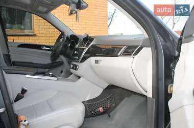 Внедорожник / Кроссовер Mercedes-Benz M-Class 2012 в 