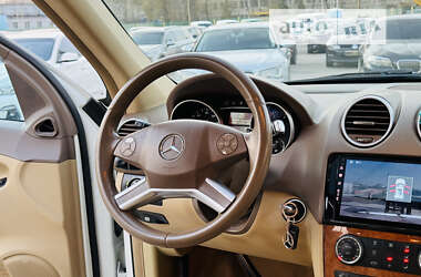 Внедорожник / Кроссовер Mercedes-Benz M-Class 2009 в Харькове