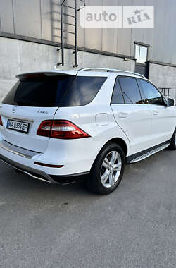 Внедорожник / Кроссовер Mercedes-Benz M-Class 2014 в Киеве