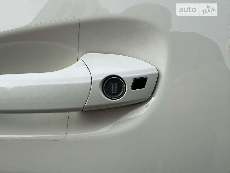 Внедорожник / Кроссовер Mercedes-Benz M-Class 2012 в Киеве