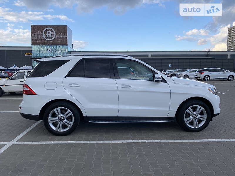 Внедорожник / Кроссовер Mercedes-Benz M-Class 2015 в Киеве