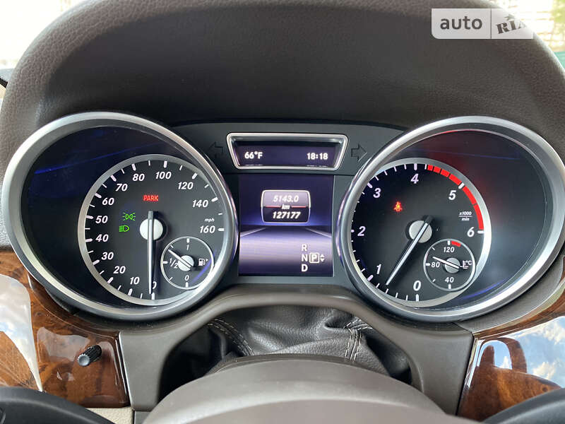 Внедорожник / Кроссовер Mercedes-Benz M-Class 2015 в Киеве