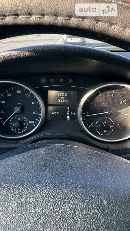 Внедорожник / Кроссовер Mercedes-Benz M-Class 2010 в Киеве