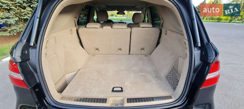 Внедорожник / Кроссовер Mercedes-Benz M-Class 2014 в Ровно