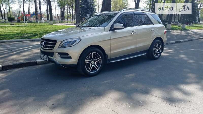 Позашляховик / Кросовер Mercedes-Benz M-Class 2013 в Подільську