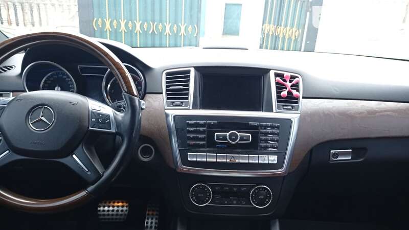 Позашляховик / Кросовер Mercedes-Benz M-Class 2013 в Подільську
