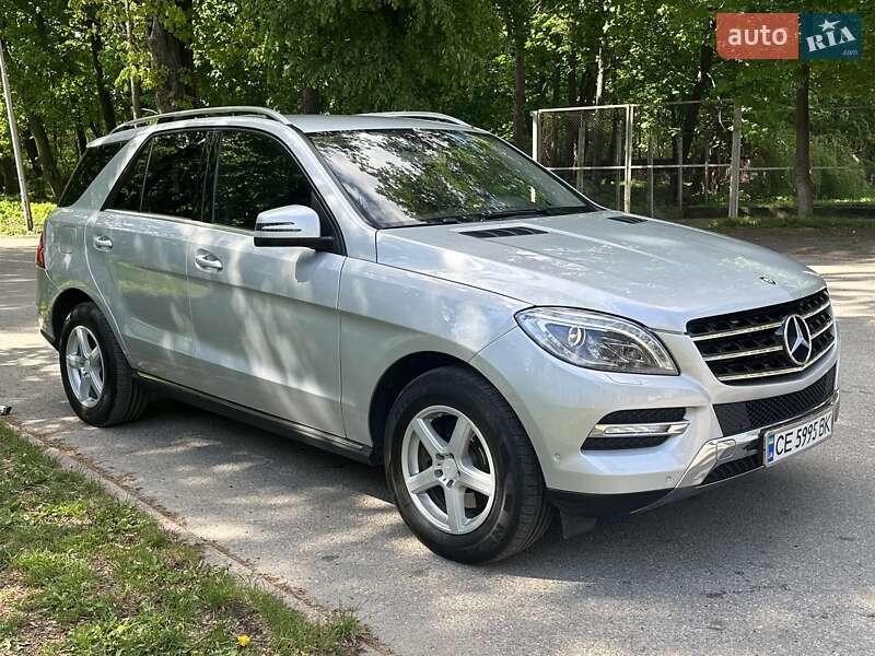Позашляховик / Кросовер Mercedes-Benz M-Class 2013 в Чернівцях