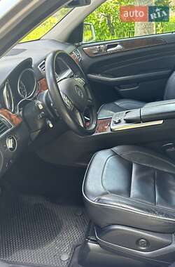 Внедорожник / Кроссовер Mercedes-Benz M-Class 2013 в 