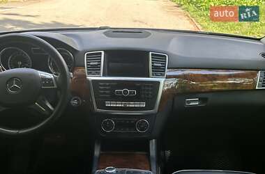 Внедорожник / Кроссовер Mercedes-Benz M-Class 2013 в 