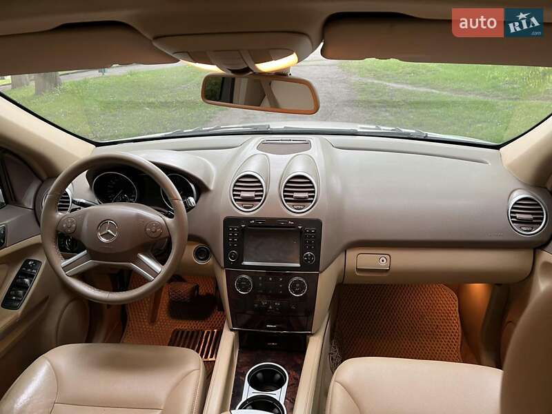 Внедорожник / Кроссовер Mercedes-Benz M-Class 2011 в Кременце