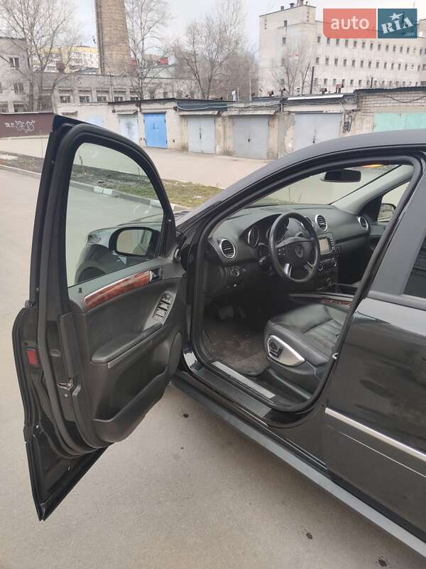 Позашляховик / Кросовер Mercedes-Benz M-Class 2006 в Дніпрі