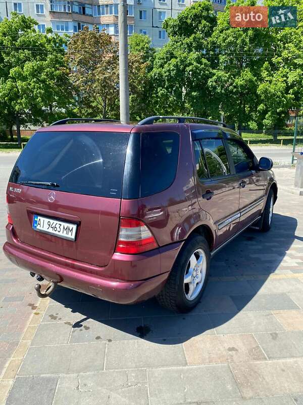 Внедорожник / Кроссовер Mercedes-Benz M-Class 1998 в Белой Церкви