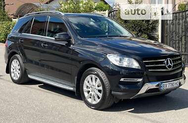 Позашляховик / Кросовер Mercedes-Benz M-Class 2013 в Хмельницькому