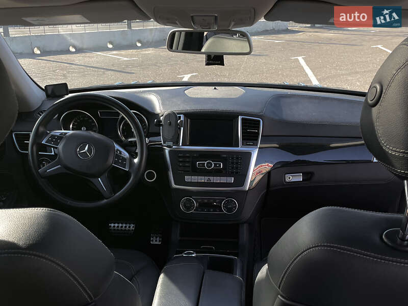 Внедорожник / Кроссовер Mercedes-Benz M-Class 2015 в Одессе
