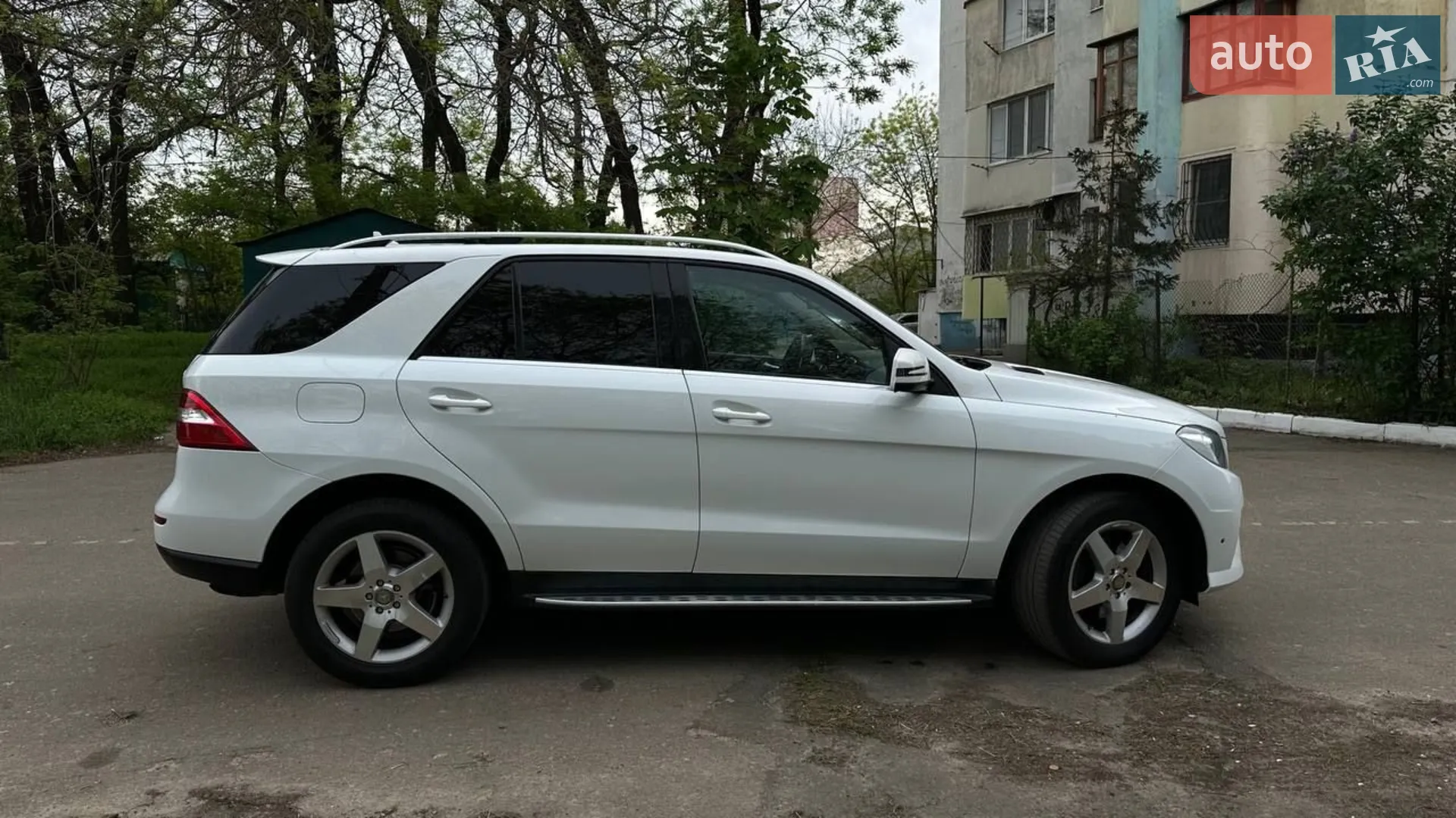 2013 Mercedes-Benz M-klasse - мініатюра 30