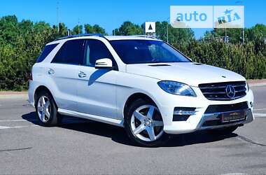 Внедорожник / Кроссовер Mercedes-Benz M-Class 2013 в Киеве