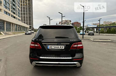 Внедорожник / Кроссовер Mercedes-Benz M-Class 2013 в Днепре