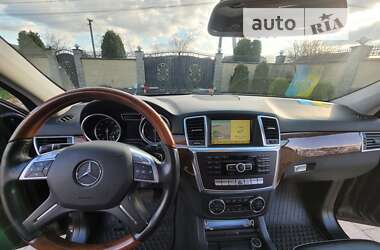 Внедорожник / Кроссовер Mercedes-Benz M-Class 2011 в Киеве